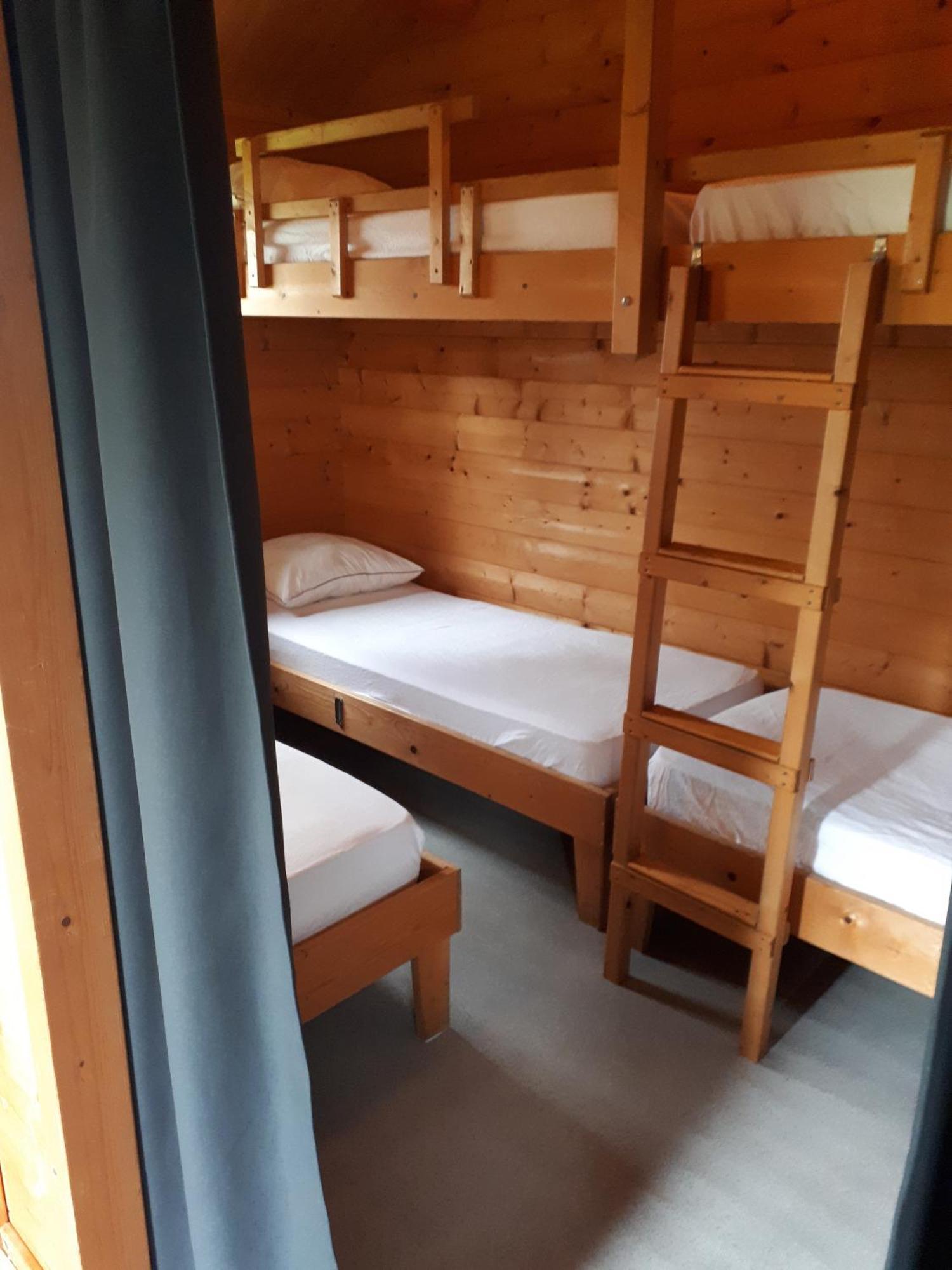 Trekkershut In De Campsite *
